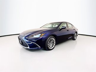 Used 2023 Lexus ES 300h w/ Luxury Package image 1