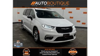 Used 2023 Chrysler Pacifica Limited image 1