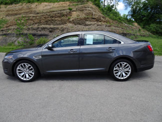 Used 2018 Ford Taurus Limited image 1