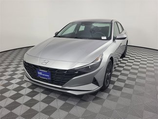 Certified 2022 Hyundai Elantra SEL image 1