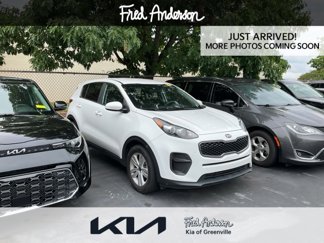 Used 2017 Kia Sportage LX image 1
