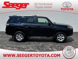 Used 2019 Toyota 4Runner 4WD image 1