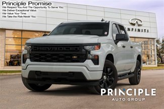 Used 2024 Chevrolet Silverado 1500 Custom image 1