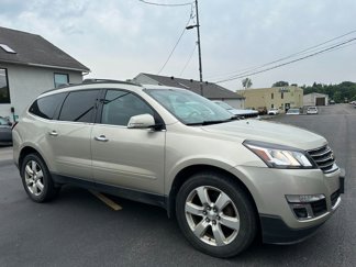 Used 2016 Chevrolet Traverse LT w/ Style and Technology Package image 1