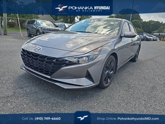 Used 2022 Hyundai Elantra SEL image 1