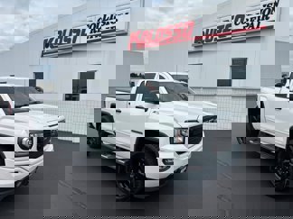 Used 2018 GMC Sierra 1500 SLE image 1