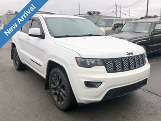 Used 2019 Jeep Grand Cherokee Altitude image 1