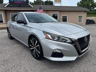 Used 2019 Nissan Altima 2.5 SR image 1