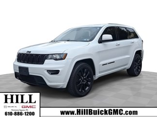 Used 2020 Jeep Grand Cherokee Altitude image 1