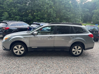 Used 2011 Subaru Outback 3.6R Premium image 1