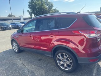 Used 2016 Ford Escape Titanium image 1