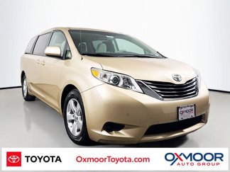 Used 2012 Toyota Sienna LE video 1