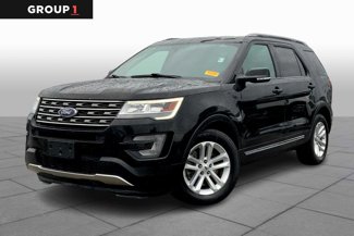 Certified 2017 Ford Explorer XLT image 1