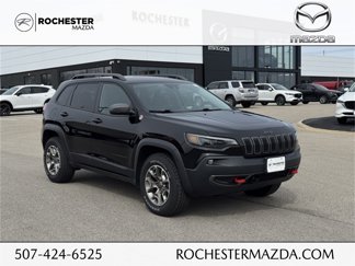 Used 2021 Jeep Cherokee Trailhawk image 1