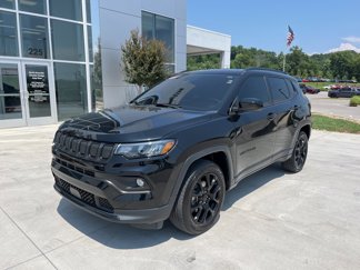 Used 2022 Jeep Compass Altitude image 1