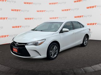 Used 2017 Toyota Camry SE image 1