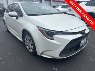 Used 2020 Toyota Corolla LE w/ Carpet Mat Package (TMS) image 1