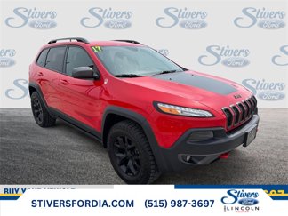 Used 2017 Jeep Cherokee Trailhawk w/ Cold Weather Group image 1