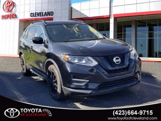 Used 2017 Nissan Rogue SV image 1