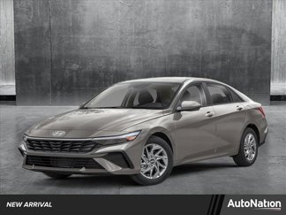 New 2025 Hyundai Elantra SEL image 1