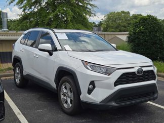 Used 2020 Toyota RAV4 XLE image 1