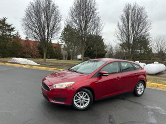 Used 2015 Ford Focus SE image 1