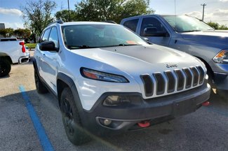 Used 2015 Jeep Cherokee Trailhawk w/ Cold Weather Group image 1