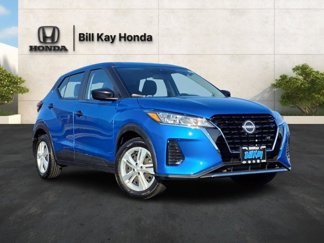 Used 2023 Nissan Kicks S image 1