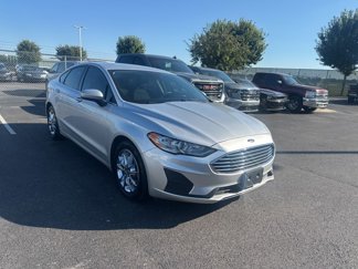 Used 2019 Ford Fusion SE image 1