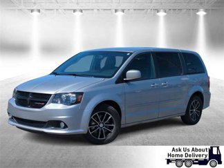Used 2017 Dodge Grand Caravan GT image 1