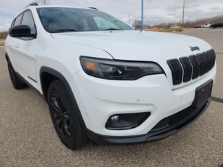 Used 2023 Jeep Cherokee Altitude Lux image 1