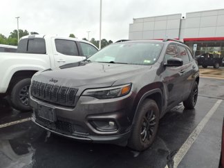 Used 2023 Jeep Cherokee Altitude Lux image 1