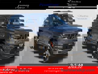 New 2025 Jeep Grand Cherokee Limited w/ Luxury Tech Group II image 1