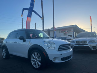 Used 2012 MINI Cooper Countryman image 1