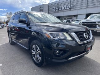 Used 2019 Nissan Pathfinder SV image 1
