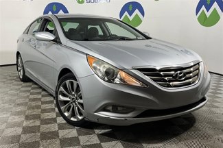 Used 2013 Hyundai Sonata SE image 1