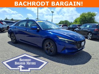 Used 2023 Hyundai Elantra SEL image 1