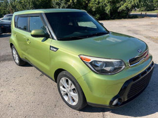 Used 2016 Kia Soul + image 1