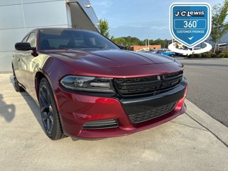 Used 2021 Dodge Charger SXT w/ Blacktop Package image 1