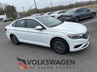 Certified 2021 Volkswagen Jetta SE w/ SE Cold Weather Package image 1