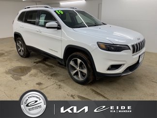 Used 2019 Jeep Cherokee Limited image 1
