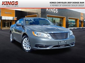 Used 2013 Chrysler 200 Touring image 1