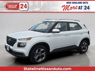 Used 2022 Hyundai Venue SEL image 1