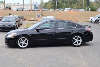 Used 2011 Nissan Altima 3.5 SR w/ 3.5SR Premium Pkg image 1