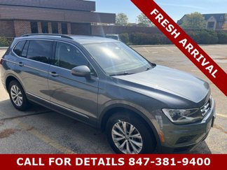 Used 2018 Volkswagen Tiguan SE w/ Panoramic Sunroof Package image 1