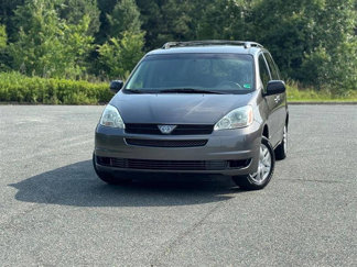 Used 2004 Toyota Sienna image 1