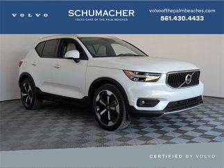 Certified 2022 Volvo XC40 T5 Momentum w/ Premium Package image 1