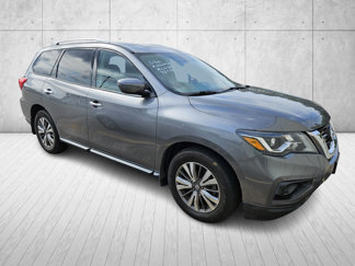 Used 2019 Nissan Pathfinder S image 1