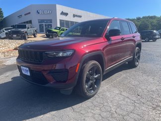 New 2025 Jeep Grand Cherokee Altitude image 1