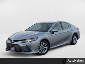 Used 2023 Toyota Camry LE image 1